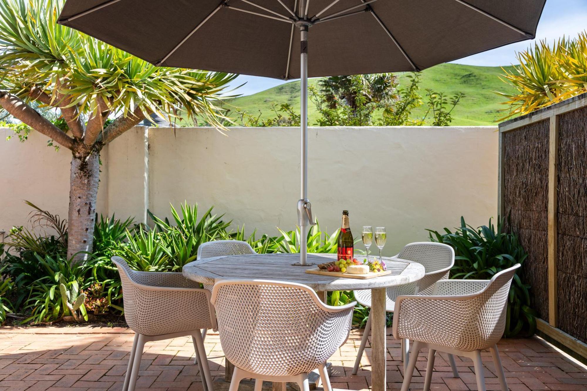 Ocean Beach Motor Lodge Gisborne Bagian luar foto