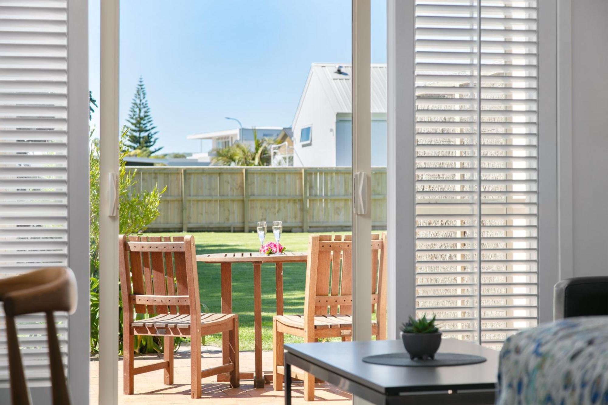 Ocean Beach Motor Lodge Gisborne Bagian luar foto