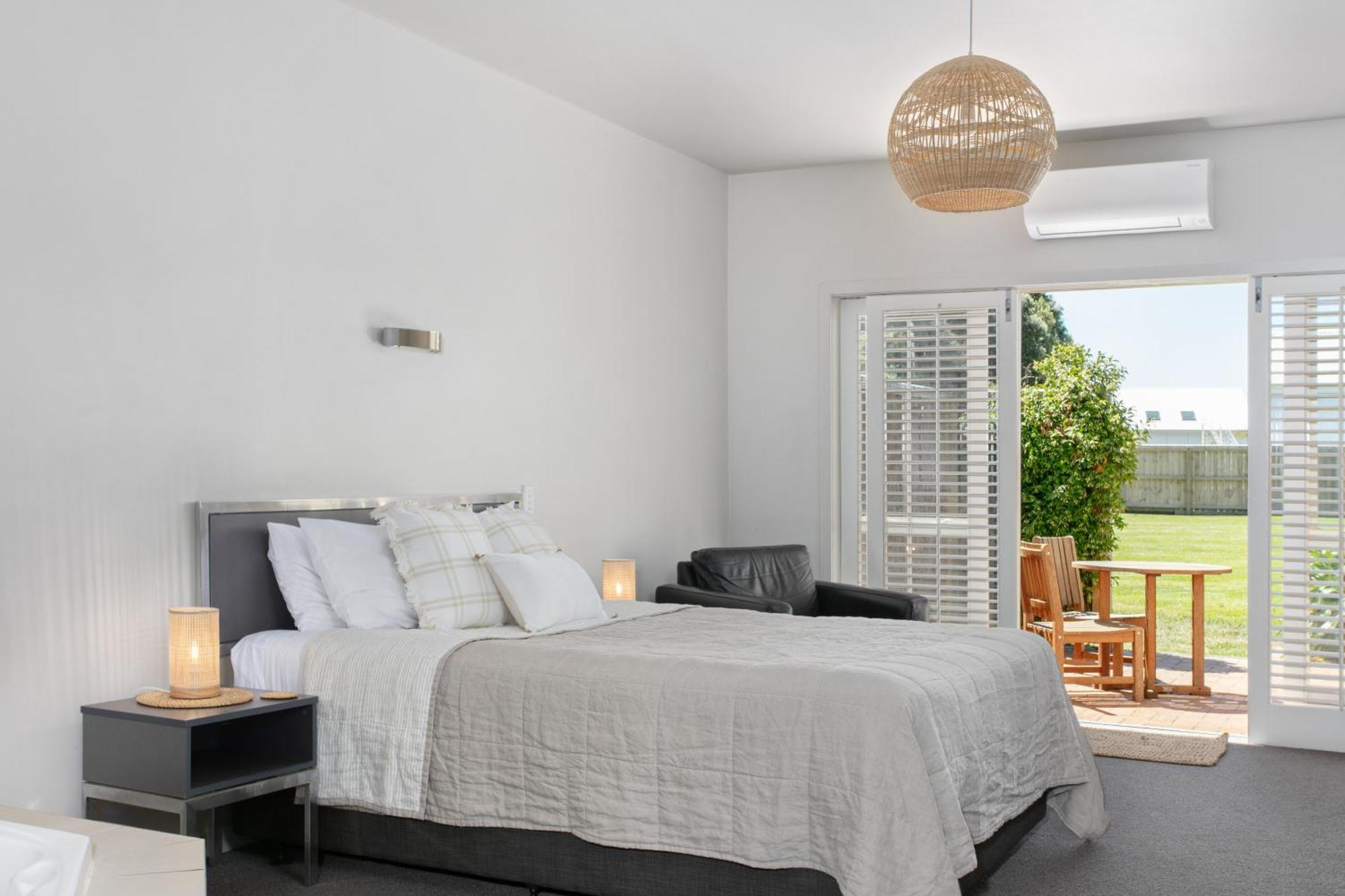 Ocean Beach Motor Lodge Gisborne Bagian luar foto