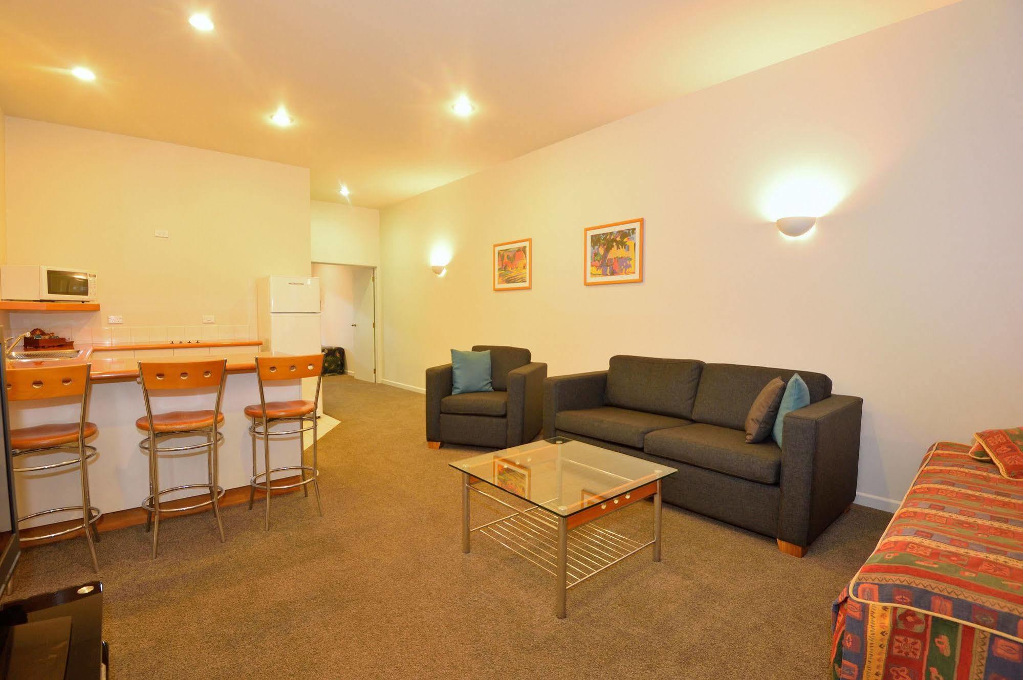 Ocean Beach Motor Lodge Gisborne Bagian luar foto